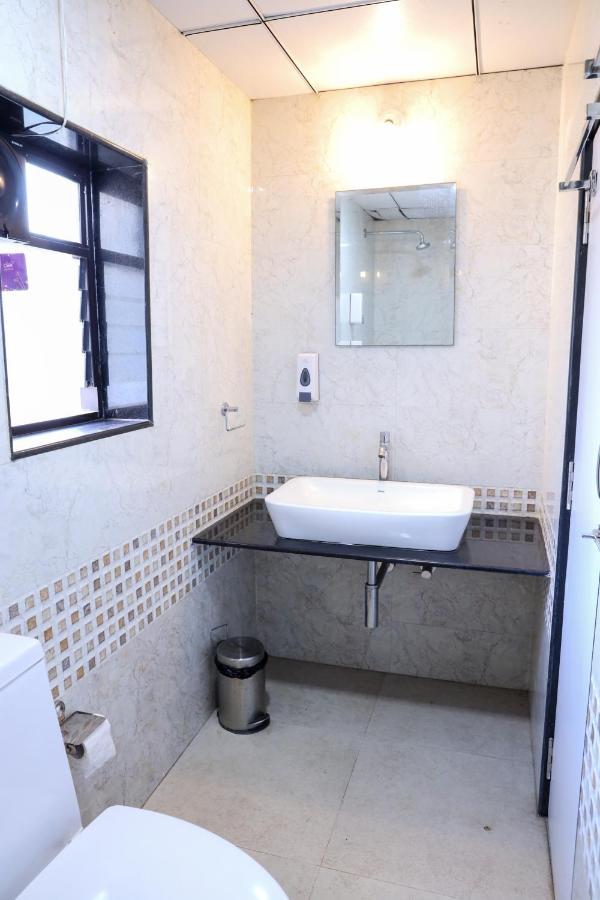 Bed and Breakfast Surya Kiran Miramar Panaji Exterior foto