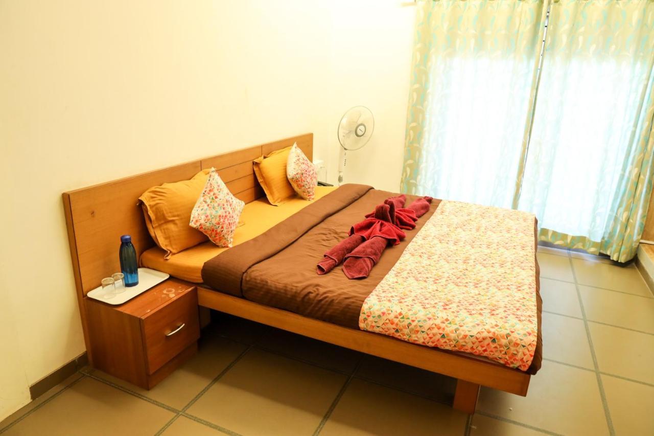 Bed and Breakfast Surya Kiran Miramar Panaji Exterior foto